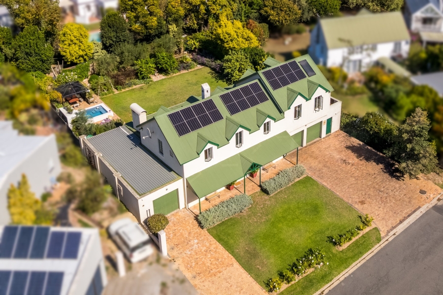 5 Bedroom Property for Sale in Paradyskloof Western Cape